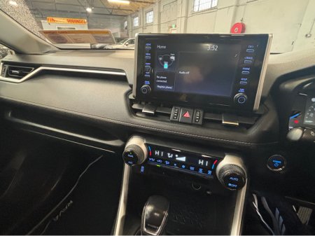 2022 Toyota Rav4 RAV4 HYBRID LUNA 4DR AUTO €34,499 thumbnail