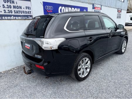 2015 Mitsubishi Outlander - thumbnail 6