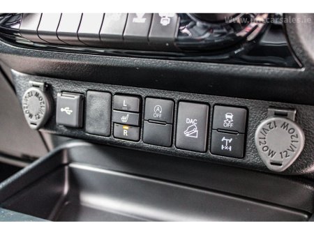 2026 Toyota Hilux - thumbnail 28