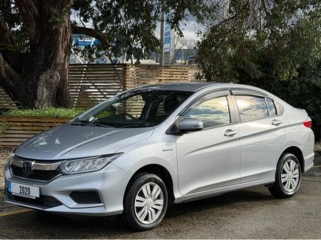 2020 Honda Grace - thumbnail 2