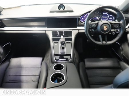 2023 Porsche Panamera - thumbnail 4