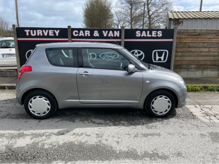 2008 Suzuki Swift - thumbnail 4