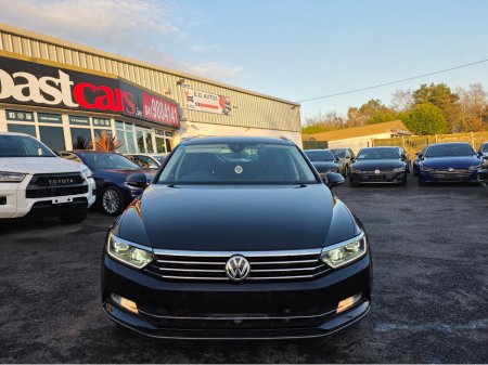 2018 Volkswagen Passat 2.0 TDI VIRTUAL DASH FULL LEATHER HEATED ELECTRIC SEATS SAT NAV CARPLAY ANDROID AUTO BLIND SPORT PARKING SENSORS SELF PARKING ASSIST 360 CAMERA €20,750 thumbnail
