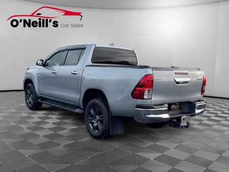 2025 Toyota Hilux - thumbnail 7