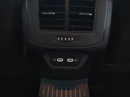 2021 Volkswagen T-Roc 2.0 TDI 115bhp Design €24,950 thumbnail