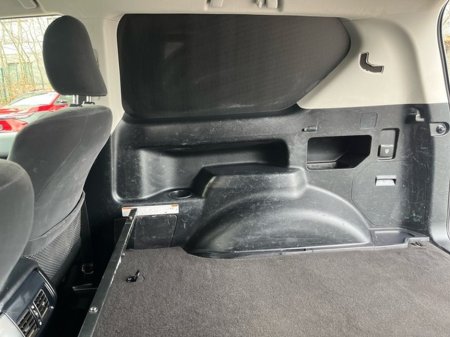 2018 Toyota Landcruiser - thumbnail 7