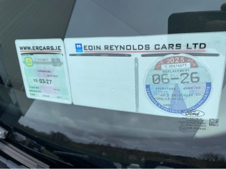 2017 Ford Focus - thumbnail 13