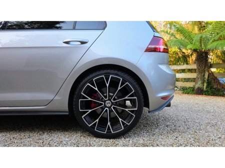 2014 Volkswagen Golf - thumbnail 16