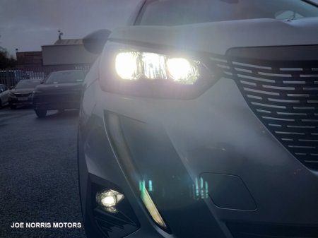 2022 Peugeot 2008 ALLURE 1.5 BLUE HDI 110 €22,995 thumbnail