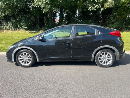2013 Honda Civic 1.4 i-VTEC SE €5,990 thumbnail