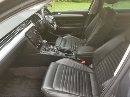 2020 Volkswagen Passat - thumbnail 20