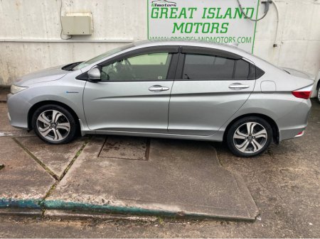 2015 Honda Grace  €13,250