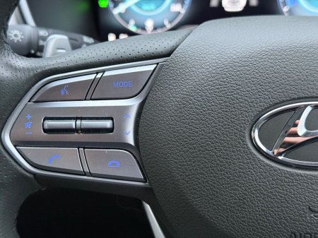 2024 Hyundai Santa Fe 1.6 PHEV 4WD Premium 7 Seater €50,950 thumbnail