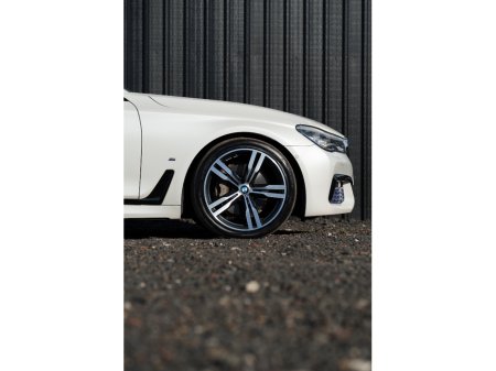 2017 BMW 7 Series - photo 3