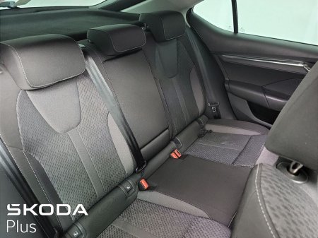 2023 Skoda Octavia - thumbnail 25