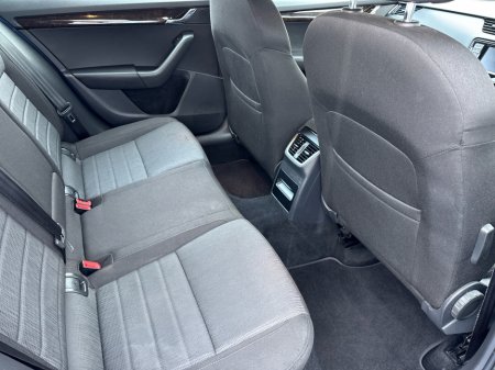 2017 Skoda Octavia STYLE 1.6 TDI 110HP 4DR €12,950 thumbnail