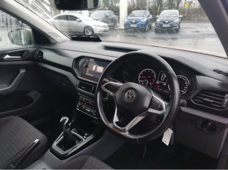 2019 Volkswagen T-Cross LIFE 1.0 TSI MANUAL 5SPEED 95BHP 5DR €22,000