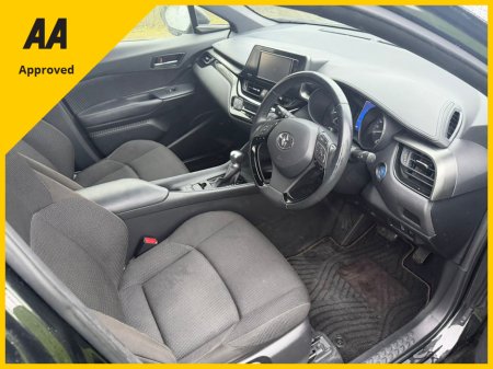 2019 Toyota C-HR 1.8 Petrol Hybrid thumbnail