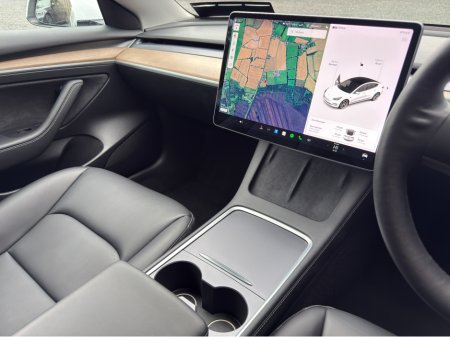 2021 Tesla Model 3 3 STANDARD RANGE PLUS €20,950 thumbnail