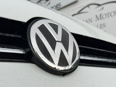 2018 Volkswagen Golf (182) 1.2 TSI COMFORTLINE TECH EDITION €21,450 thumbnail