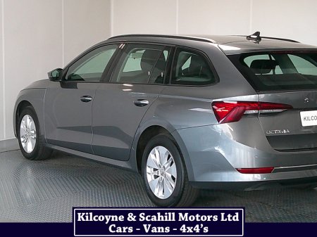 2023 Skoda Octavia - thumbnail 10