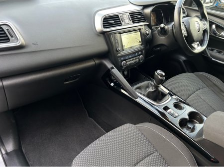 2018 Renault Kadjar Dynamique-Edition - Diesel + Low Mileage - Top Trade-Ins & Great Finance Deals - Assured Dealer Warranty - €12,950 thumbnail
