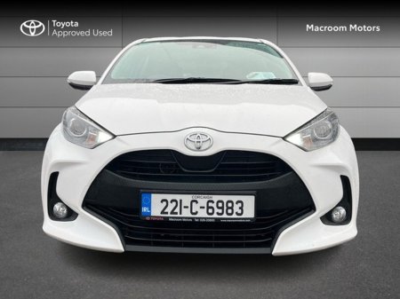 2022 Toyota Yaris FRESH SELECTION OF TRADE-INS YARIS 1.0 LUNA 4DR thumbnail