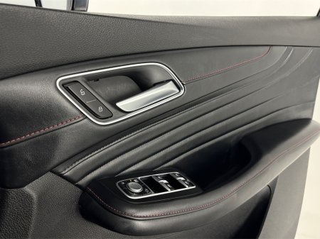 2021 MG HS EXCLUSIVE PHEV AUTO**PANORAMIC ROOF**DIGITAL DASH**TOUCH SCREEN APPLE CAR PLAY**MULTIFUNCTIONAL STEERING WHEEL**HEATED LEATHER SEATS**ELECTRIC SEATS**ELECTRIC FOLDING MIRRORS**ELECTRIC TAILGATE** €24,995 thumbnail