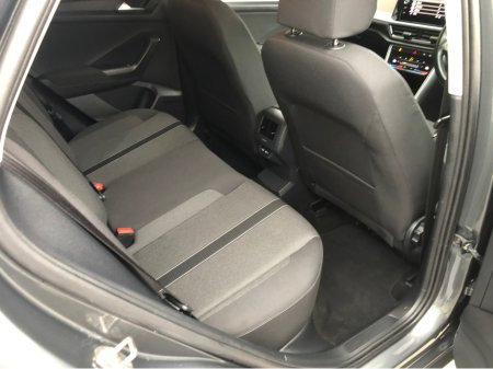 2022 Volkswagen T-Roc - thumbnail 8