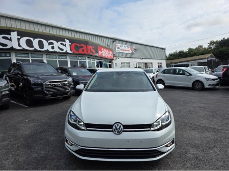 2020 Volkswagen Golf 1.4 FULL LEATHER SEATS ELECTRIC MEMORY SEATS  NAVI VIRTUAL CLOCKS ANDROID AUTO CARPLAY BLIND SPOT REAR TRAFFIC ASSIST ROAD SIGN RECOGNIZING  LANE ASSIST LOW TAX BAND €22,950 thumbnail