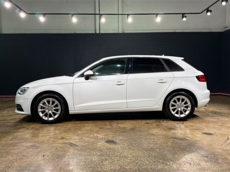 2016 Audi A3 - thumbnail 6