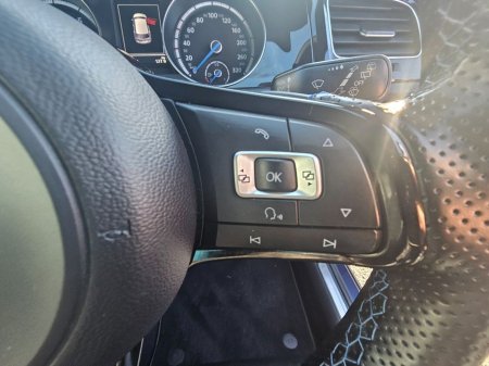 2016 Volkswagen Golf - thumbnail 20