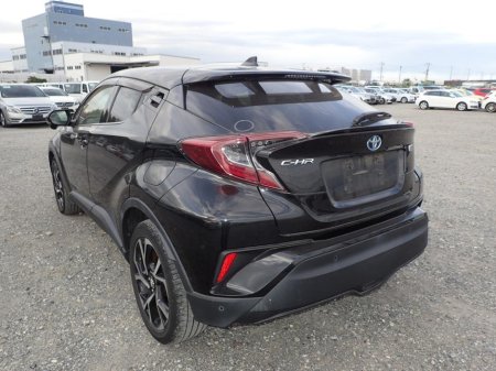 2018 Toyota C-HR - thumbnail 9