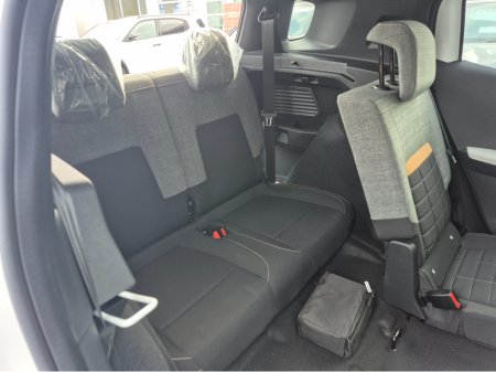 2026 Citroen C3 Aircross PLUS 1.2L Turbo petrol 100 6MT ( 7 seats ) €30,200 thumbnail