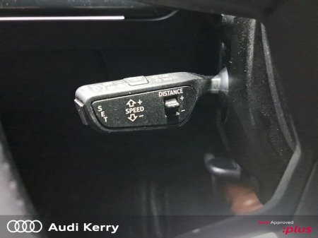 2021 Audi Q4 e-tron 40 E-tron 40 S Line thumbnail