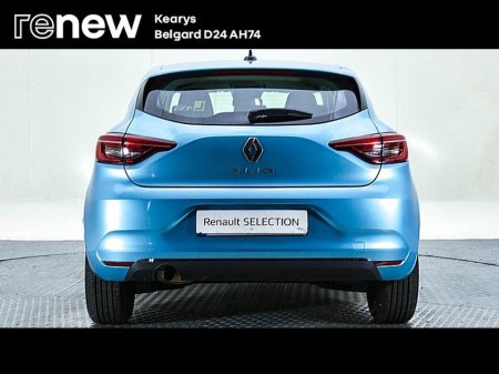 2022 Renault Clio Dynamique TCe 90 €15,990 thumbnail