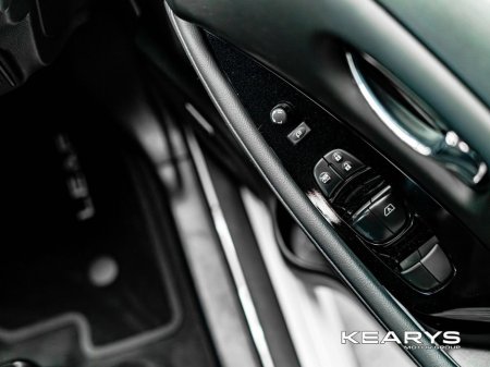 2025 Nissan Leaf - thumbnail 40