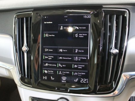 2019 Volvo V90 D4 MOM 5DR Auto €29,499 thumbnail