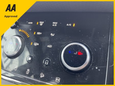 2022 Land Rover Range Rover Evoque - view 4