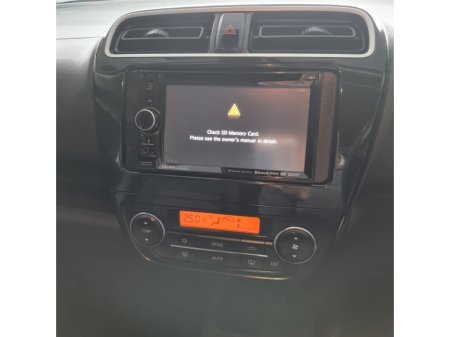 2017 Mitsubishi Mirage - thumbnail 16