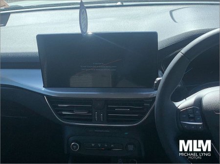 2025 Ford Focus Titanium 1.0L EcoBoost 125PS mHEV €32,995 thumbnail