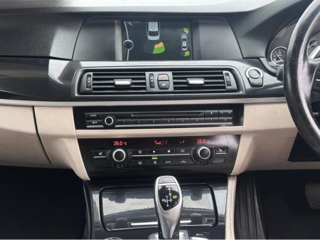 2012 BMW 5 Series - thumbnail 16