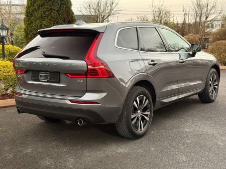 2021 Volvo XC60 - thumbnail 9