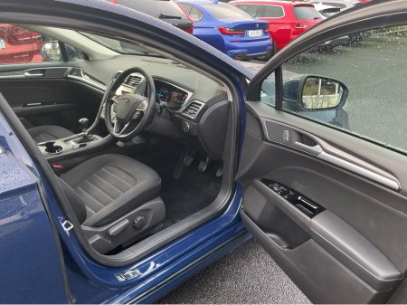2021 Ford Mondeo ZETEC EDITION ECOB ECOBLUE €19,995 thumbnail