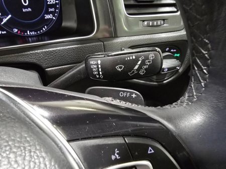 2019 Volkswagen Golf - thumbnail 30