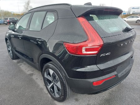2026 Volvo XC40 - thumbnail 7