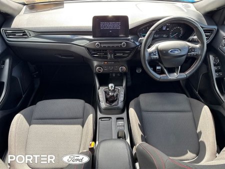 2020 Ford Focus - thumbnail 2