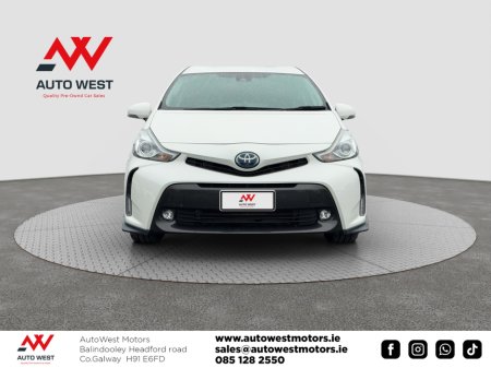 2019 Toyota Prius - thumbnail 2