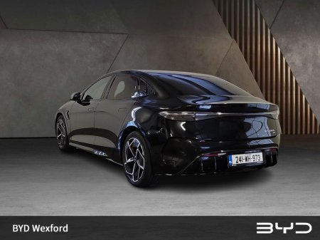 2024 BYD Seal 82.5kWh Excellence 4WD €41,475 thumbnail