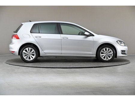 2016 Volkswagen Golf - thumbnail 11